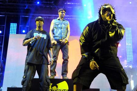 Der Wu-Tang Clan bei einem Auftritt auf dem Coachella Valley Music and Arts Festival im Jahr 2013 Der Wu-Tang Clan bei einem Auftritt auf dem Coachella Valley Music and Arts Festival im Jahr 2013
