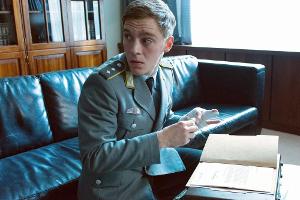 So tickt "Deutschland 83"-Star Jonas Nay