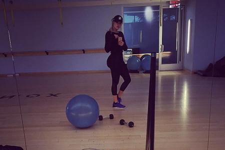 Khloé Kardashian weiß, wie man sich in Form bringt Khloé Kardashian weiß, wie man sich in Form bringt