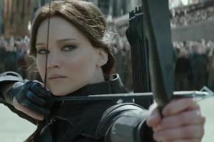 Kampfbereit: Jennifer Lawrence als Katniss Everdeen