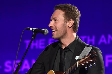 Chris Martin ist gerne für die gute Sache unterwegs, wie hier bei Sean Penns Chris Martin ist gerne für die gute Sache unterwegs, wie hier bei Sean Penns