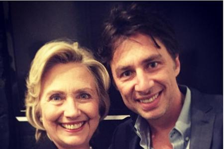 Serien-Star Zach Braff (r.) ist happy über seinen Schnappschuss mit Präsidentschaftskandidatin Hillary Clinton Serien-Star Zach Braff (r.) ist happy über seinen Schnappschuss mit Präsidentschaftskandidatin Hillary Clinton