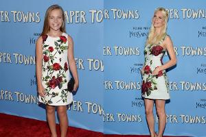 Poppy Delevingnes Kleid gleich zwei Mal auf dem roten Teppich