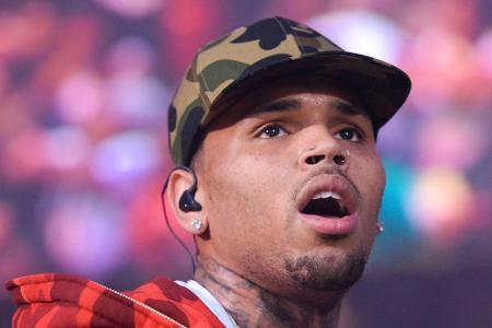 Anfang Juni performte Chris Brown beim Hot 97 Summer Jam in New Jersey Anfang Juni performte Chris Brown beim Hot 97 Summer Jam in New Jersey