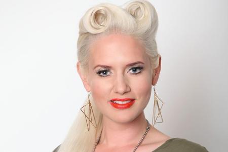 Sarah Knappik hat keine Geduld bei Knochenbrüchen