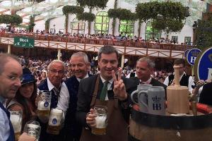O'zapft is! Das Münchner Oktoberfest ist eröffnet