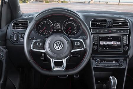 GTI-typisches, sportliches Cockpit auch im Polo
