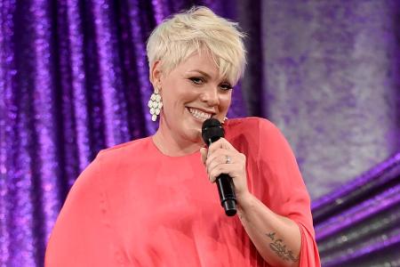 Pink bei den BMI Pop Awards im Mai Pink bei den BMI Pop Awards im Mai