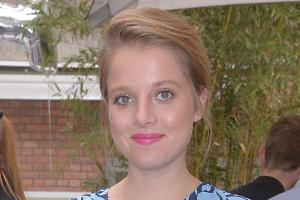 Jella Haase: "Chantal hat das Herz am richtigen Fleck"