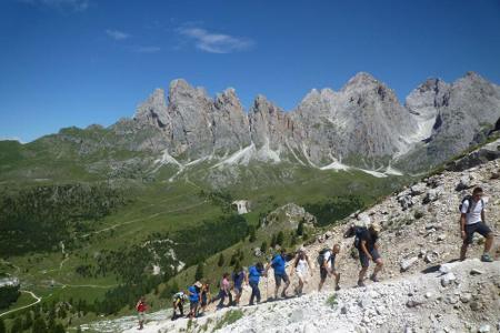 Die atemberaubende Aussicht auf die Bergwelt ist den mühsamen Aufstieg wert
