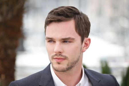 Nicholas Hoult, hier bei den Filmfestspielen von Cannes, wird zu J. D. Salinger Nicholas Hoult, hier bei den Filmfestspielen von Cannes, wird zu J. D. Salinger