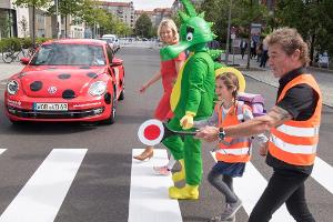 Verkehrsinitiative: Sicherer Schulweg mit Tabaluga