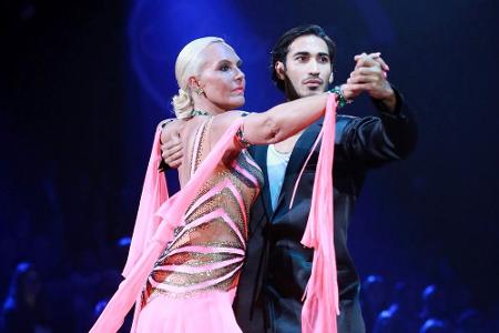 Tanzschritt ins Aus: Natascha Ochsenknecht und Umut Kekilli fliegen schon wieder Tanzschritt ins Aus: Natascha Ochsenknecht und Umut Kekilli fliegen schon wieder