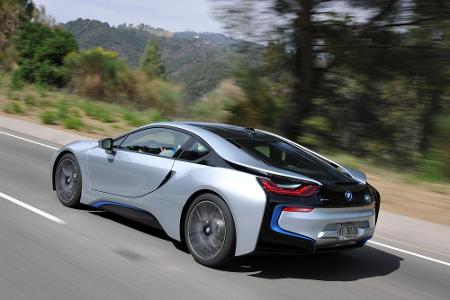 Stromlinienförmige Mischung aus Elektromotor und Turbobenziner