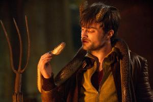 Hörner, Schlange, Dreizack: In dieser Montur dürfte es Ig (Daniel Radcliffe) schwerfallen, seine Mitmenschen von sich zu übe...