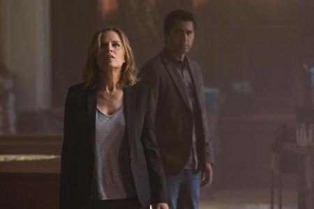 Cliff Curtis und Kim Dickens in Cliff Curtis und Kim Dickens in