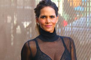 Halle Berry im sexy Transparent-Look