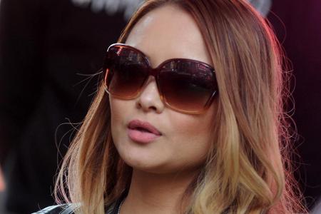 Tila Tequila fliegt bei Tila Tequila fliegt bei