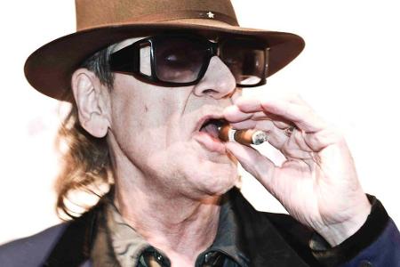 Die Täter haben neun Bilder des Musikers Udo Lindenberg gestohlen Die Täter haben neun Bilder des Musikers Udo Lindenberg gestohlen