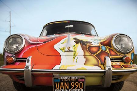 Dieses Auto fällt auf: Janis Joplins bunt bemaltes Cabrio Dieses Auto fällt auf: Janis Joplins bunt bemaltes Cabrio