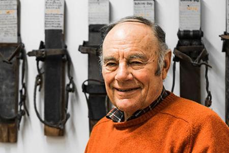 Alfons Dorner im Skimuseum von Reit im Winkl