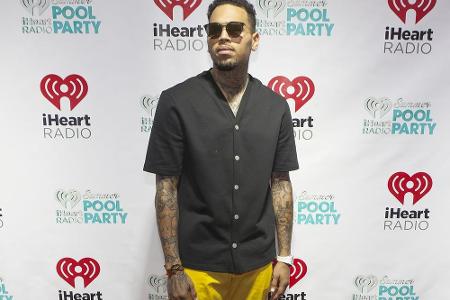 Chris Brown bei der iHeartRadio Summer Pool Party in Las Vegas Chris Brown bei der iHeartRadio Summer Pool Party in Las Vegas