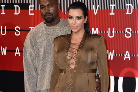 Kanye West und Kim Kardashian bei den MTV Video Music Awards Kanye West und Kim Kardashian bei den MTV Video Music Awards