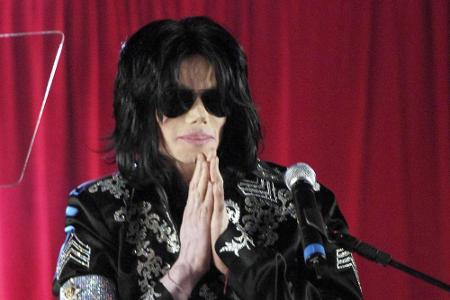 Michael Jackson ist auch sechs Jahre nach seinem Tod einer der erfolgreichsten Künstler der Welt Michael Jackson ist auch sechs Jahre nach seinem Tod einer der erfolgreichsten Künstler der Welt