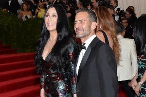 Cher modelt für Marc Jacobs