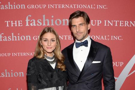 So geplegt wie auf dem roten Teppich zeigen sich Olivia Palermo und Johannes Huebl auch privat So geplegt wie auf dem roten Teppich zeigen sich Olivia Palermo und Johannes Huebl auch privat