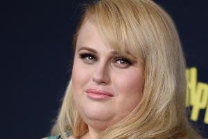 Rebel Wilson bei der Weltpremiere von "Pitch Perfect 2" im Nokia Theatre in Los Angeles