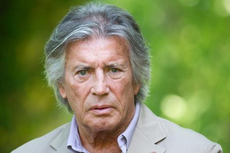 Pierre Brice muss seine Paraderolle abgeben Pierre Brice muss seine Paraderolle abgeben