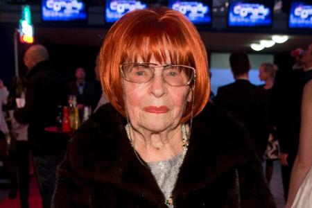 Oma Violetta beim Deutschen Comedypreis in Köln Oma Violetta beim Deutschen Comedypreis in Köln