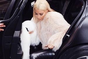 Blonde Kim Kardashian ist nur von kurzer Dauer