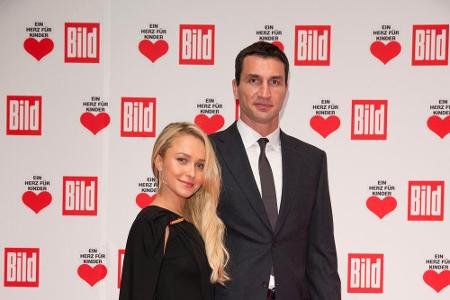 Wladimir Klitschko und Hayden Panettiere vor der Geburt ihrer gemeinsamen Tochter Wladimir Klitschko und Hayden Panettiere vor der Geburt ihrer gemeinsamen Tochter