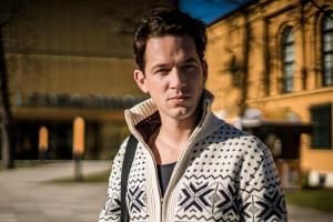 Marc Benjamin: Das ist der Undercoveragent in "The Team"