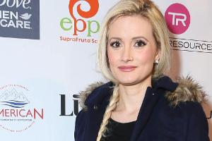 Holly Madison packt über "Albtraum" mit Hugh Hefner aus