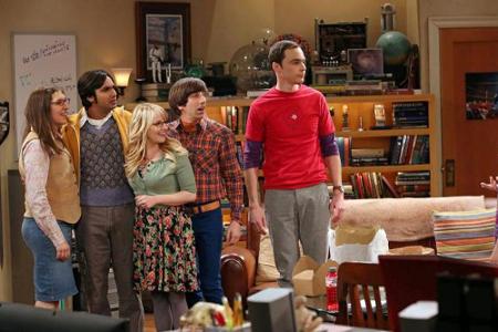 Sheldon (Jim Parsons, Mitte) ist der ungekrönte König der Nerds Sheldon (Jim Parsons, Mitte) ist der ungekrönte König der Nerds