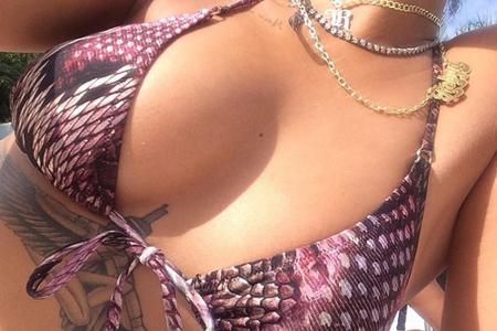 Weniger ist Mehr - das scheint das Rihannas Motto zu sein