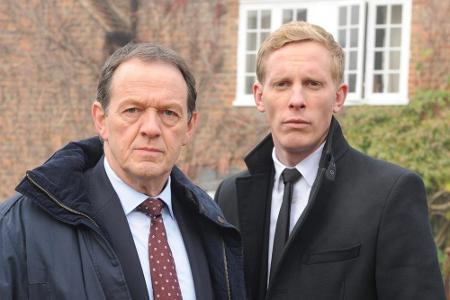 Inspektor Lewis (Kevin Whately, l) und Sergeant James Hathaway (Laurence Fox) Inspektor Lewis (Kevin Whately, l) und Sergeant James Hathaway (Laurence Fox)