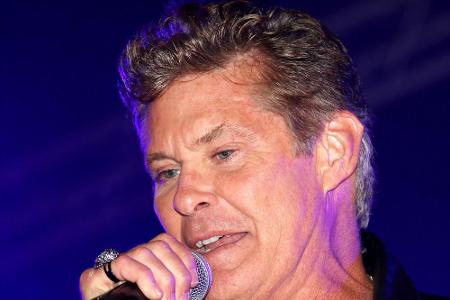 62 Jahre und noch kein bisschen müde: David Hasselhoff auf der Bühne 62 Jahre und noch kein bisschen müde: David Hasselhoff auf der Bühne