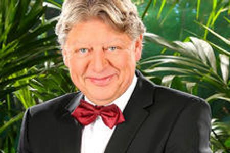 Im Smoking wird Walter Freiwald den Dschungel wohl kaum unsicher machen Im Smoking wird Walter Freiwald den Dschungel wohl kaum unsicher machen