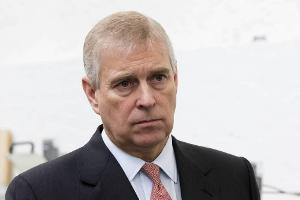 Skandal um Prinz Andrew: Buckingham Palast weist Vorwürfe erneut zurück