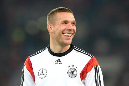 Kritik von Lothar? Da kann Lukas Podolski nur lachen Kritik von Lothar? Da kann Lukas Podolski nur lachen