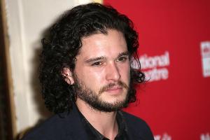 Kit Harington verteidigt Gewaltdarstellung in "Game of Thrones"