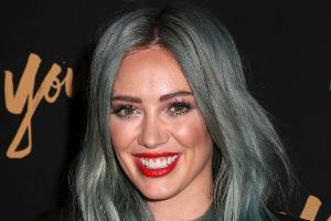 Hilary Duff geht auf ihr erstes "Tinder"-Date