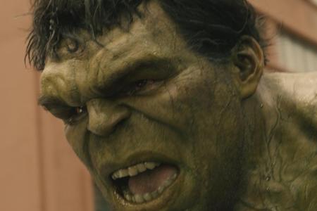 Rasende Wut verwandelt Physiker Bruce Banner (Mark Ruffalo) in den Hulk, eine übergroße, grüne Bestie
