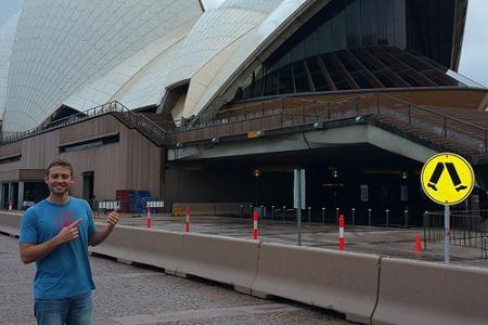 Cody Walker bei seinem Australien-Besuch - hier vor dem berühmten Sydney Opera House Cody Walker bei seinem Australien-Besuch - hier vor dem berühmten Sydney Opera House