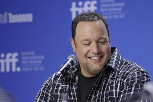 Kevin James 2012 beim Internationalen Filmfest in Toronto