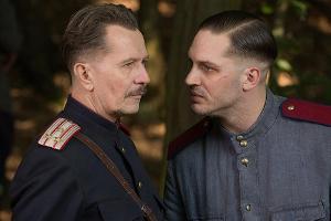 Nicht tauglich für Russland? "Child 44" mit Gary Oldman (l.) und Tom Hardy darf nicht ins Kino.
